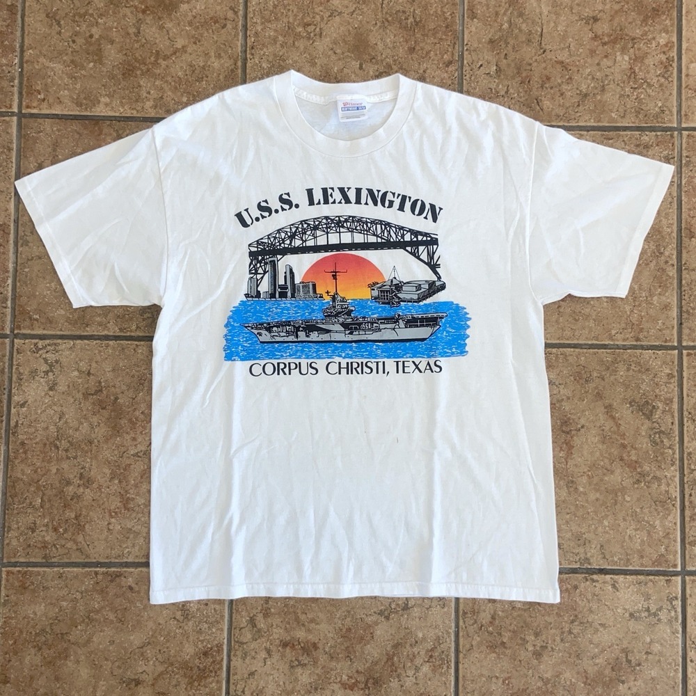 VTG 90s USS Lexington Aircraft Carrier T Shirt Hanes Size L Corpus Christi Texas